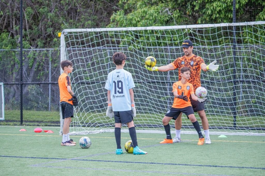 Miami GoalKeepers a133ace9-d1a9-438c-91f2-f8ac3ba5e314-2-1024x683 Elite Goalkeeper Training in Miami: Elevating Performance in Aventura, Miami, and Downtown